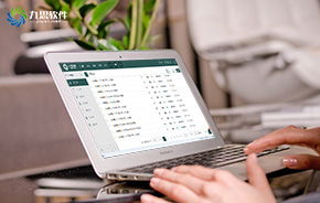 中國(guó)協(xié)同OA 高端與移動(dòng)雙輪驅(qū)動(dòng)，領(lǐng)跑管理軟件領(lǐng)域